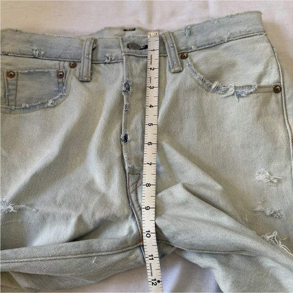 Levi’s 501 White Oak Cone 30 Light Wash Jeans Distressed Destroyed Y2K Retro 90s - Picture 6 of 10